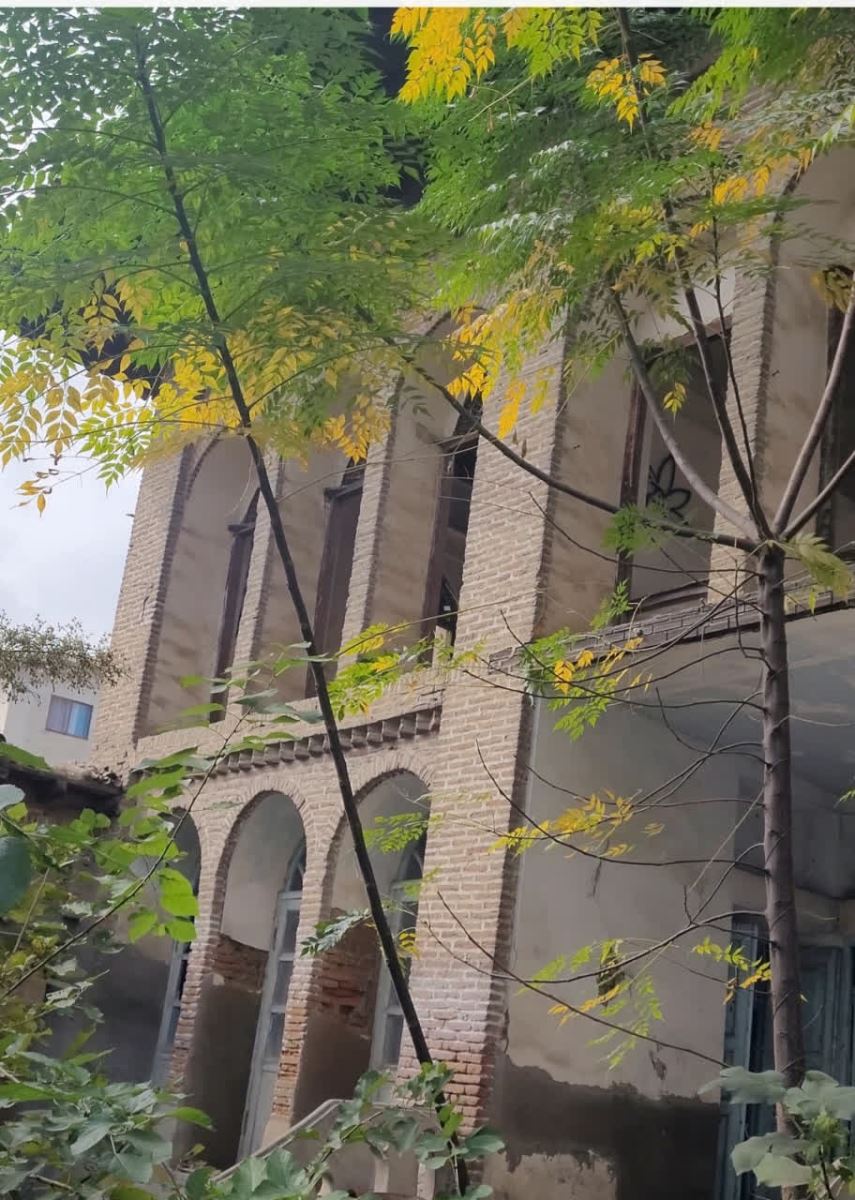 بنای تاریخی سعادتی